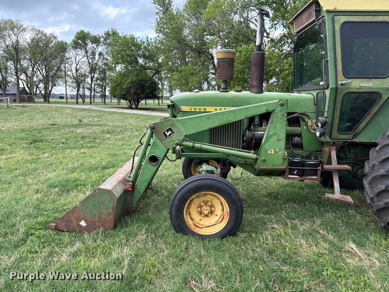 image for item EW1537 1968 John Deere 4020 tractor