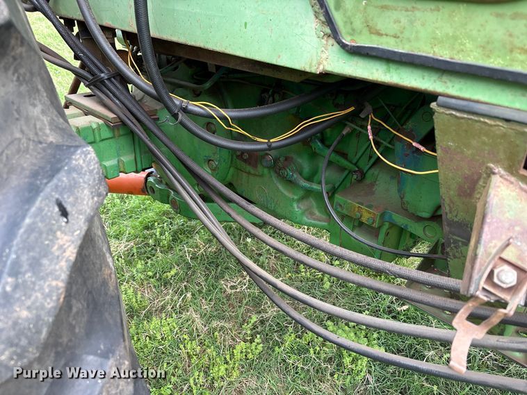 image for item EW1537 1968 John Deere 4020 tractor