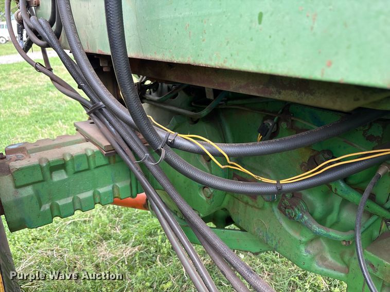 image for item EW1537 1968 John Deere 4020 tractor