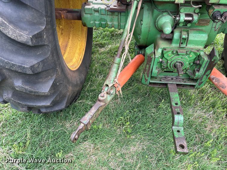 image for item EW1537 1968 John Deere 4020 tractor