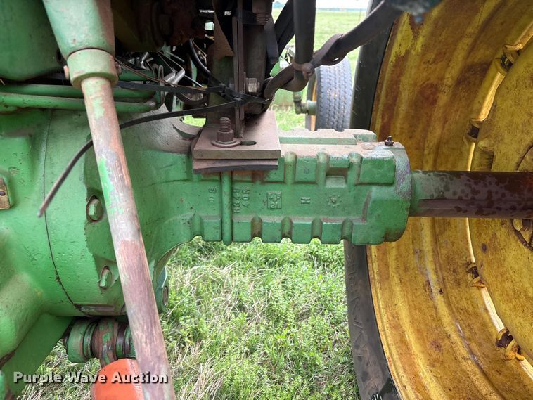image for item EW1537 1968 John Deere 4020 tractor