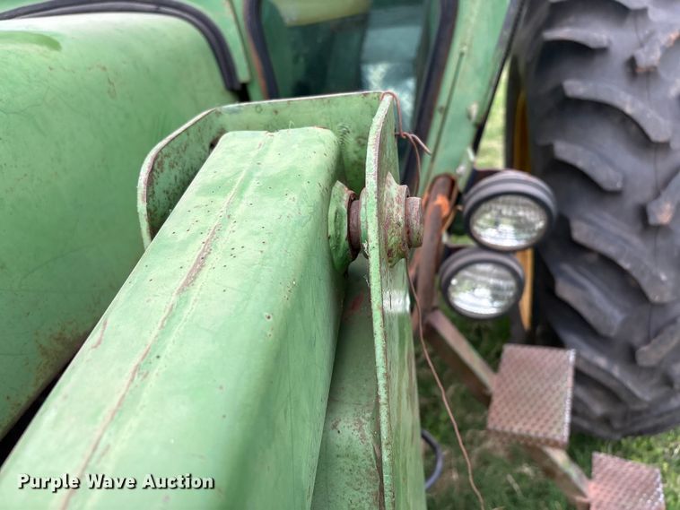 image for item EW1537 1968 John Deere 4020 tractor