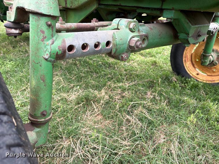 image for item EW1537 1968 John Deere 4020 tractor