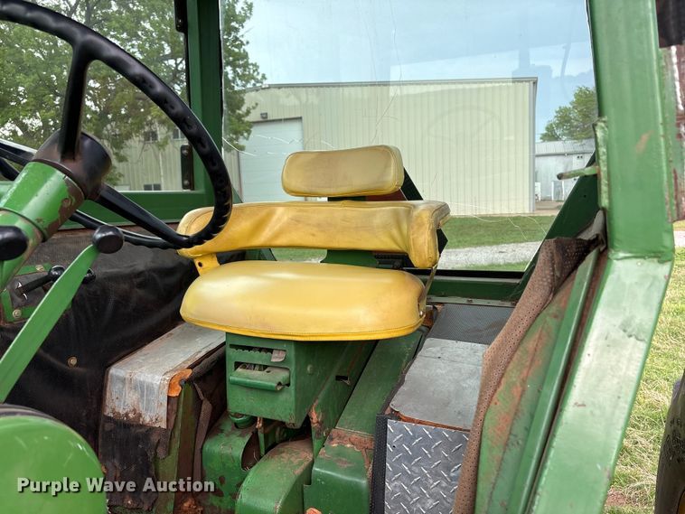 image for item EW1537 1968 John Deere 4020 tractor