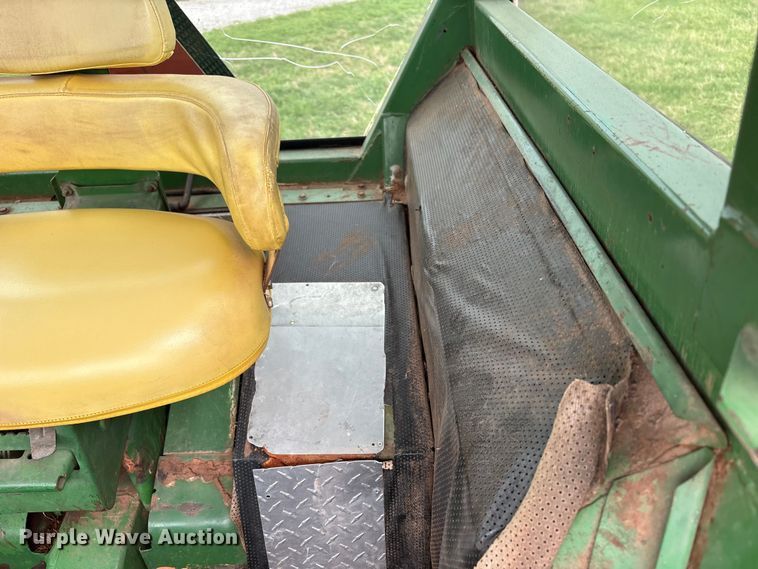 image for item EW1537 1968 John Deere 4020 tractor