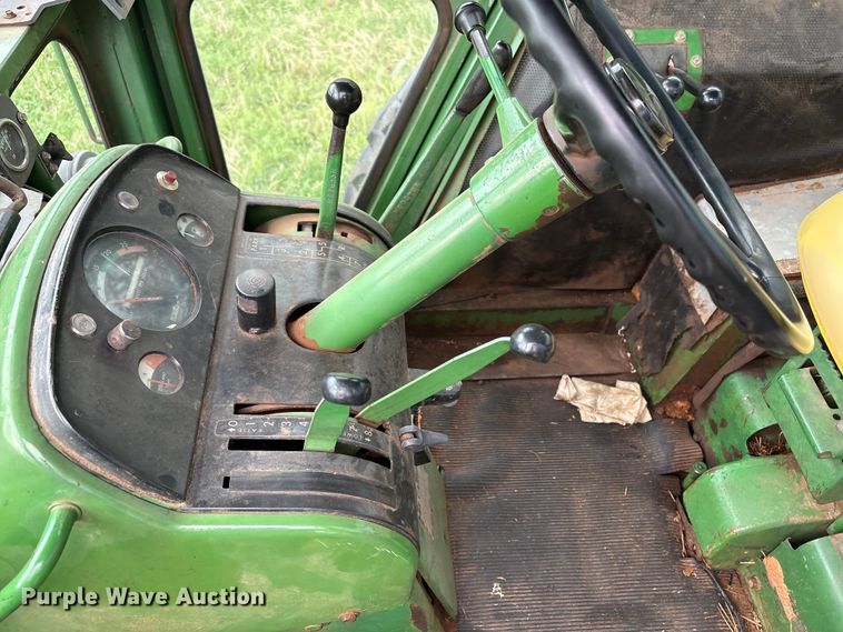 image for item EW1537 1968 John Deere 4020 tractor