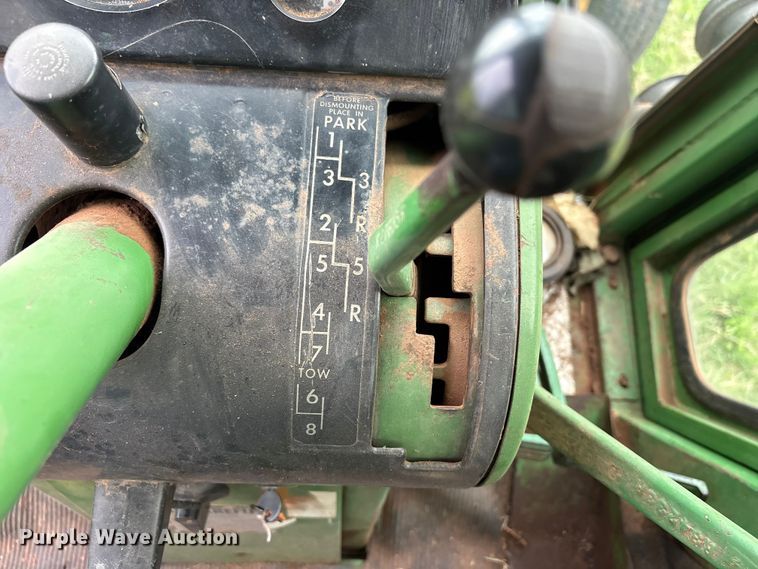 image for item EW1537 1968 John Deere 4020 tractor