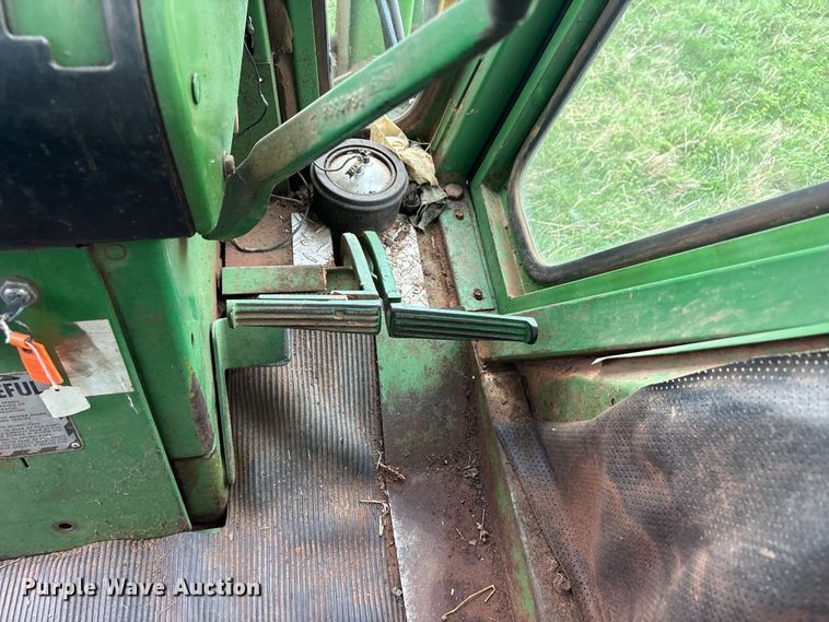 image for item EW1537 1968 John Deere 4020 tractor
