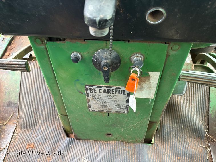 image for item EW1537 1968 John Deere 4020 tractor