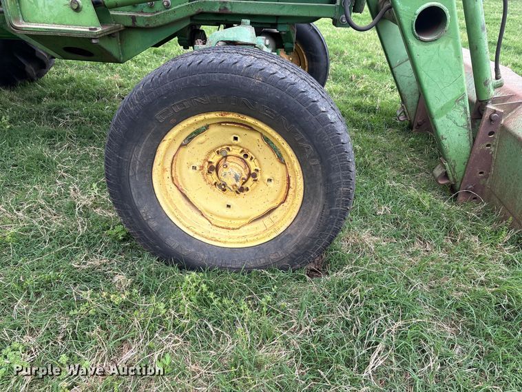 image for item EW1537 1968 John Deere 4020 tractor