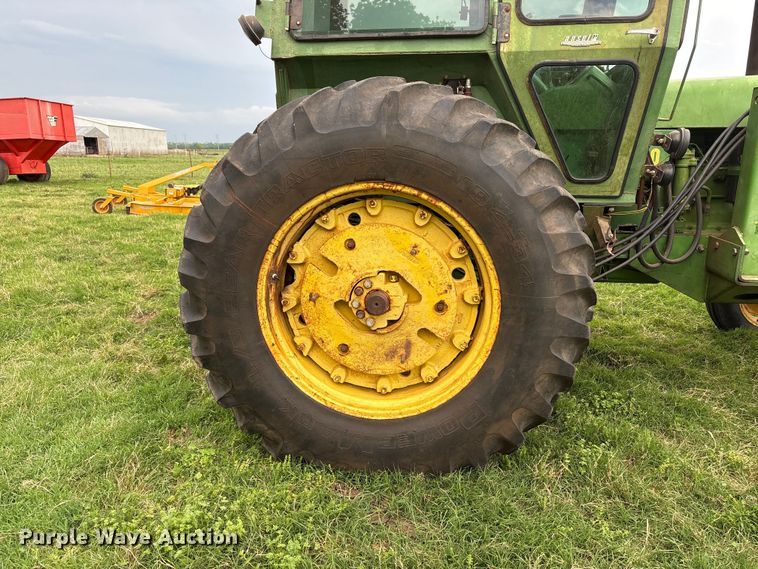 image for item EW1537 1968 John Deere 4020 tractor