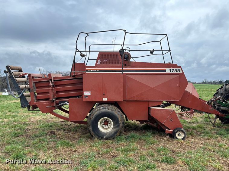 image for item FB3346 1996 Hesston 4755 large square baler