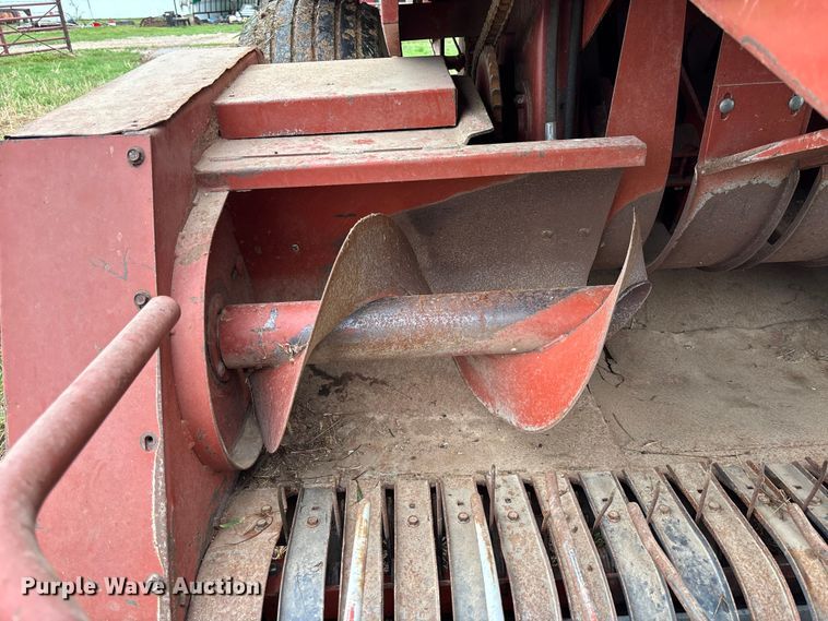 image for item FB3346 1996 Hesston 4755 large square baler