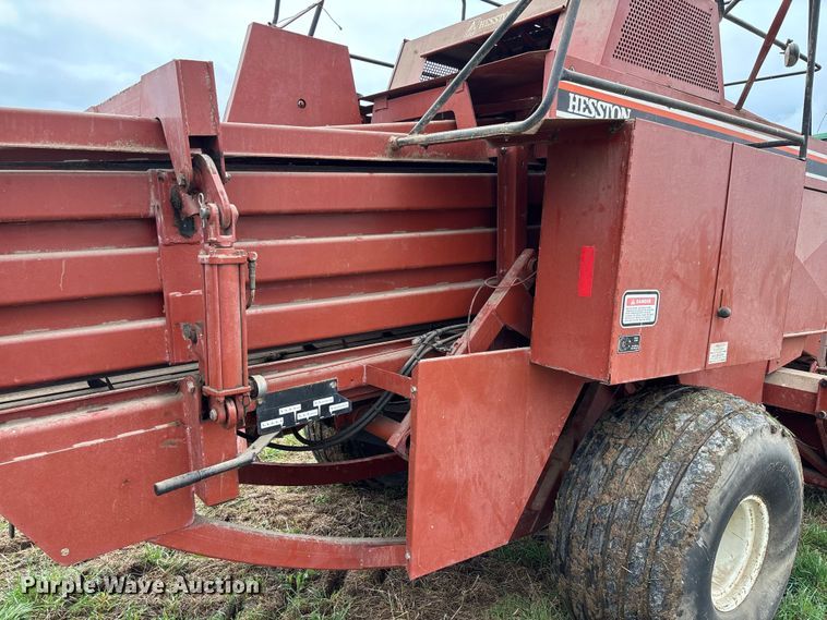 image for item FB3346 1996 Hesston 4755 large square baler