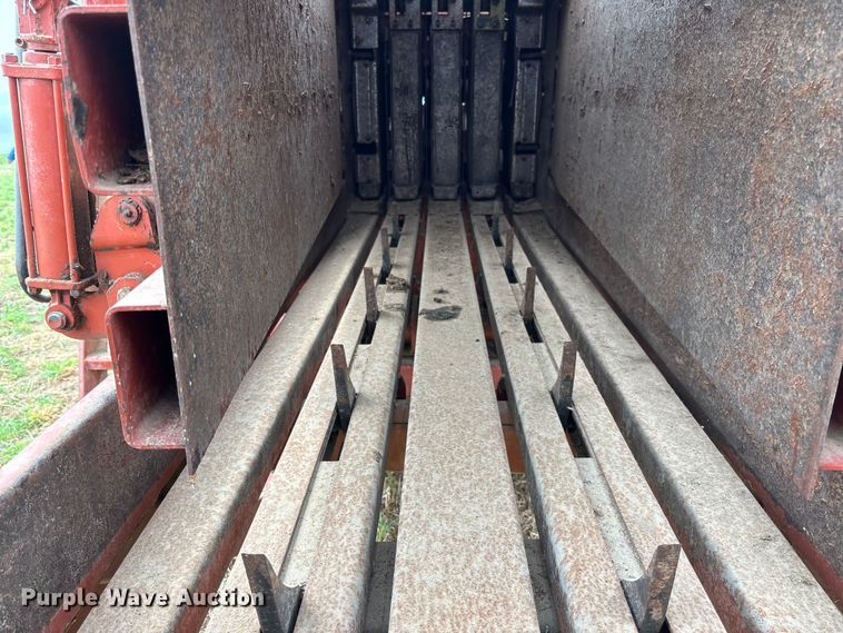 image for item FB3346 1996 Hesston 4755 large square baler