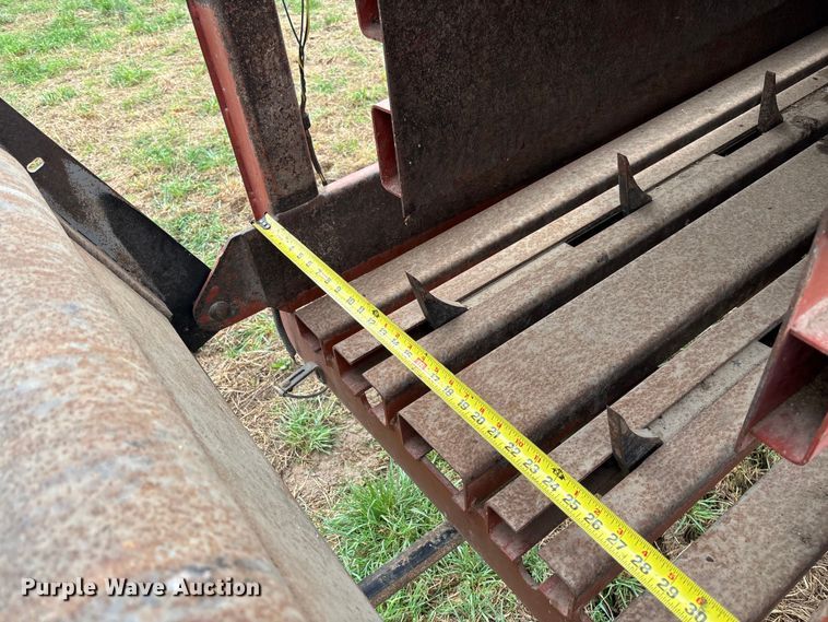 image for item FB3346 1996 Hesston 4755 large square baler