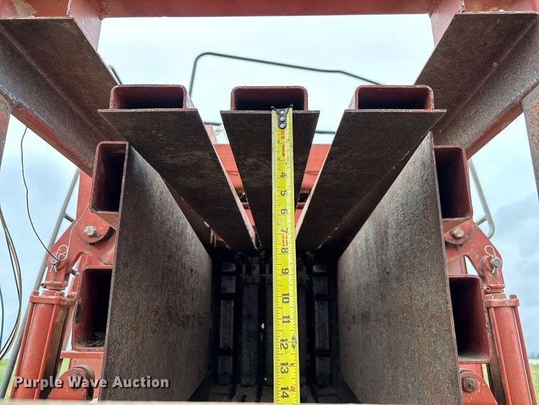 image for item FB3346 1996 Hesston 4755 large square baler