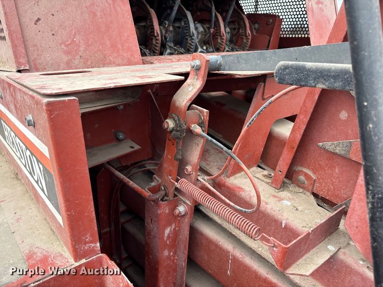 image for item FB3346 1996 Hesston 4755 large square baler