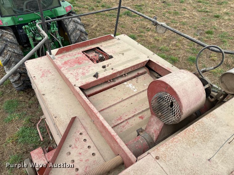 image for item FB3346 1996 Hesston 4755 large square baler