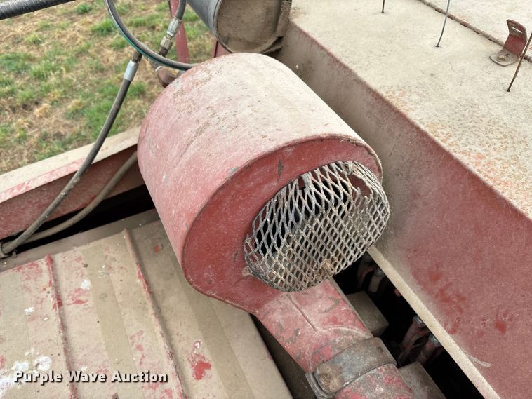 image for item FB3346 1996 Hesston 4755 large square baler