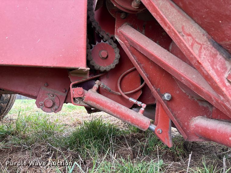 image for item FB3346 1996 Hesston 4755 large square baler