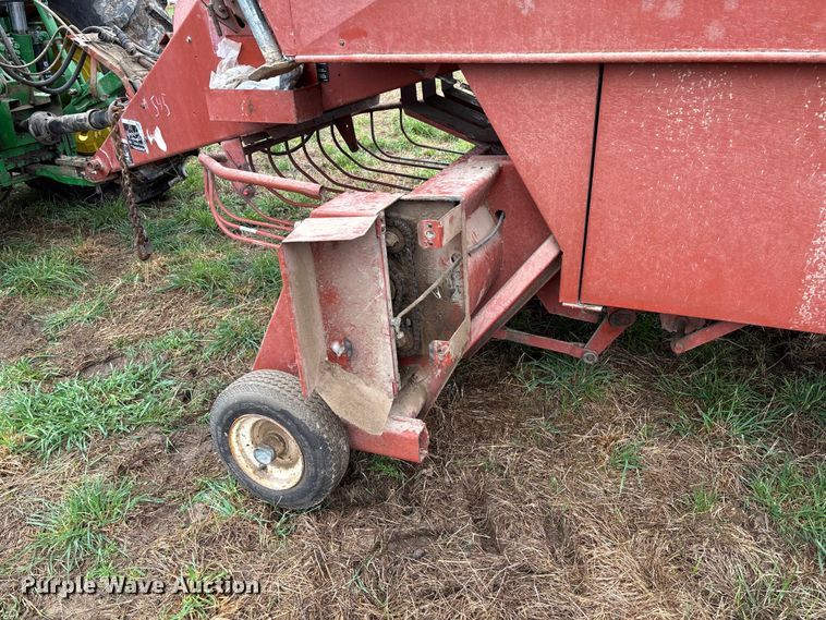 image for item FB3346 1996 Hesston 4755 large square baler