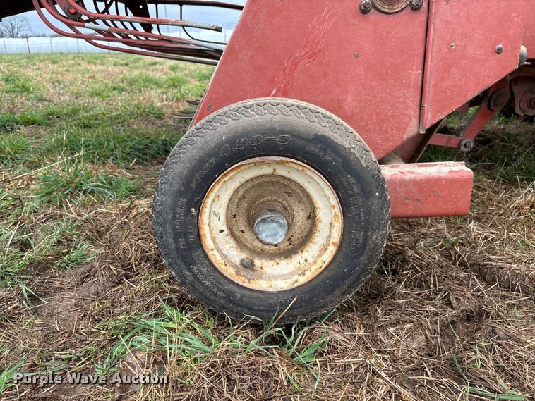 image for item FB3346 1996 Hesston 4755 large square baler