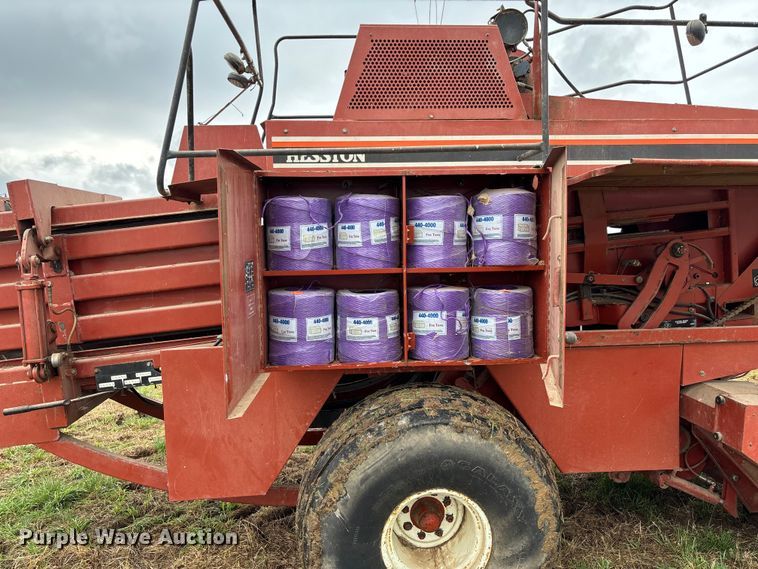 image for item FB3346 1996 Hesston 4755 large square baler