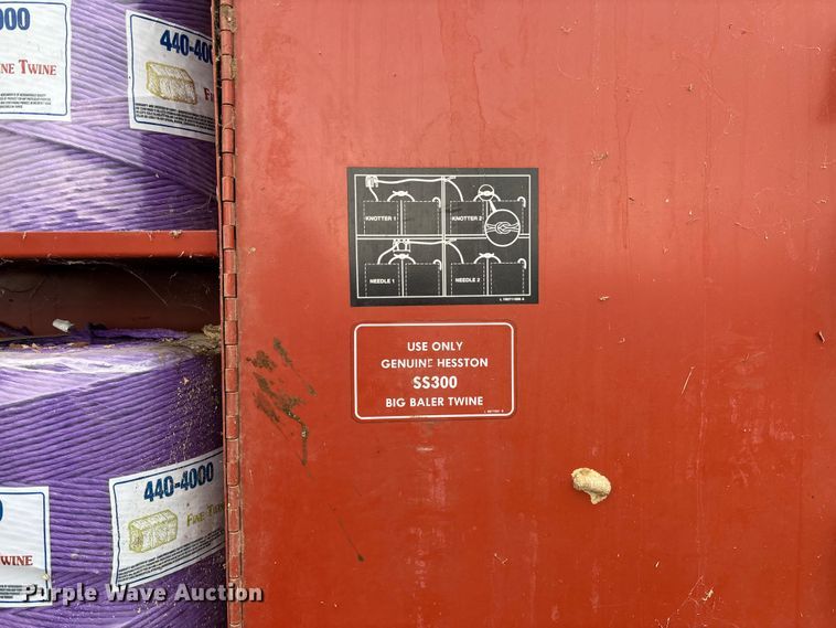 image for item FB3346 1996 Hesston 4755 large square baler