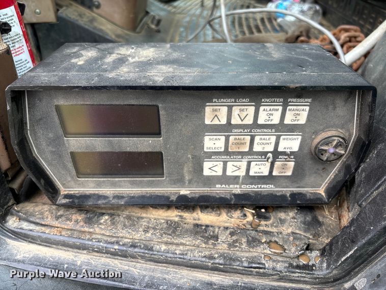 image for item FB3346 1996 Hesston 4755 large square baler