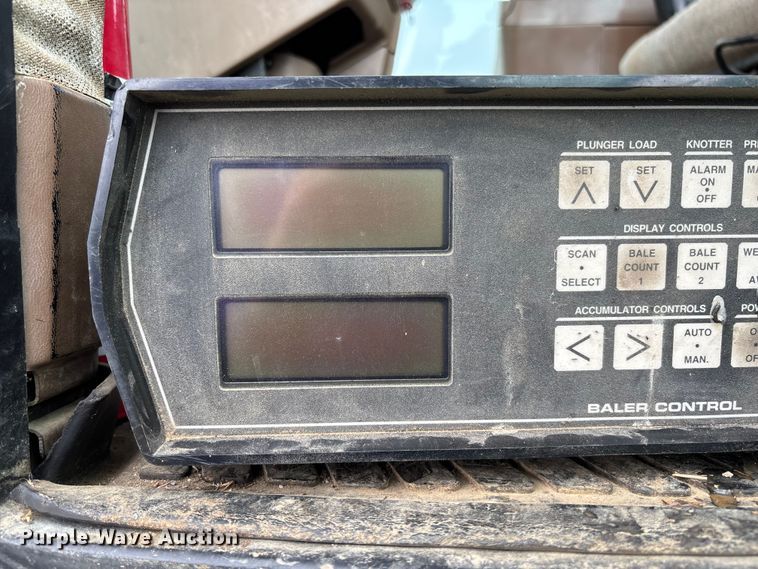 image for item FB3346 1996 Hesston 4755 large square baler