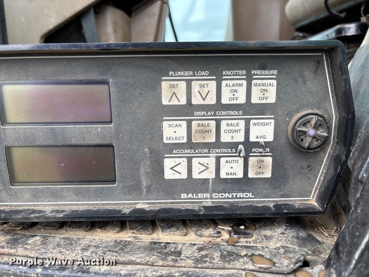 image for item FB3346 1996 Hesston 4755 large square baler