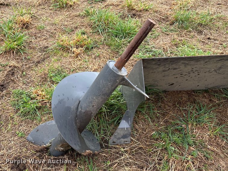 image for item FB3346 1996 Hesston 4755 large square baler