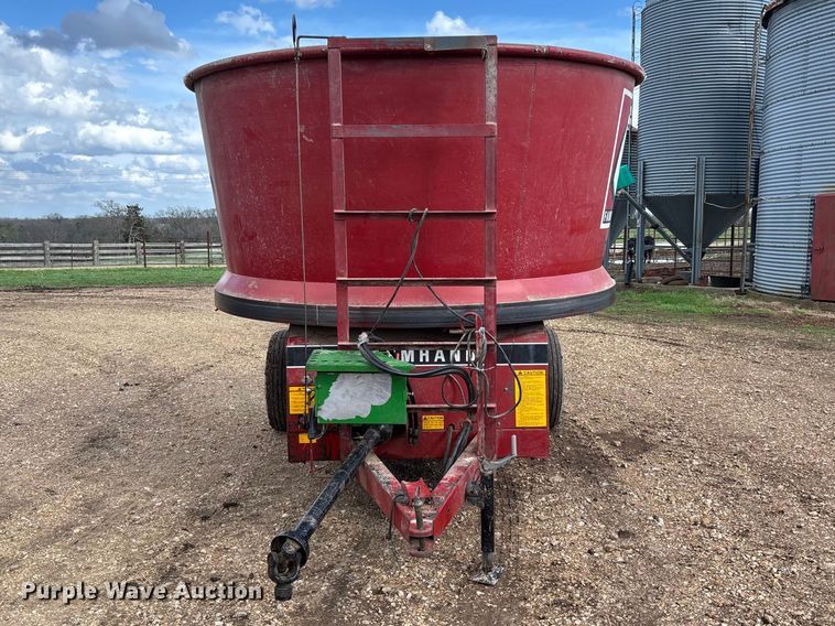 image for item FB3360 Farmhand XG30 tub grinder