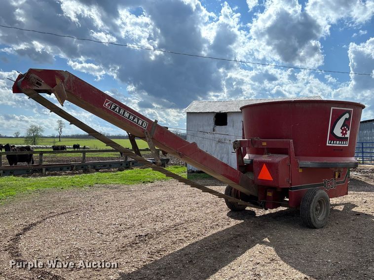 image for item FB3360 Farmhand XG30 tub grinder
