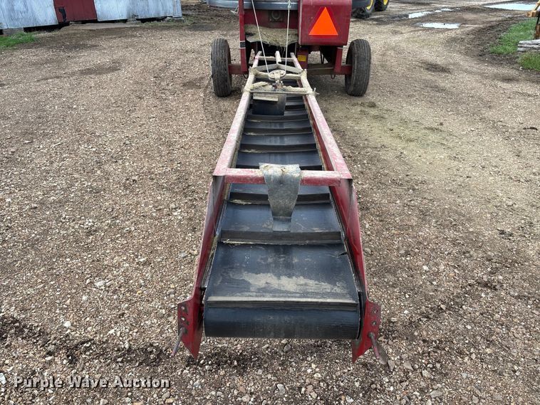 image for item FB3360 Farmhand XG30 tub grinder