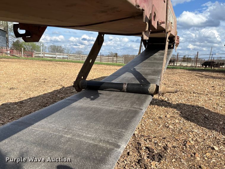 image for item FB3360 Farmhand XG30 tub grinder