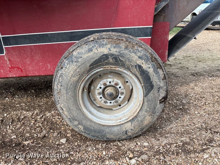 image for item FB3360 Farmhand XG30 tub grinder