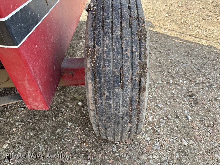 image for item FB3360 Farmhand XG30 tub grinder