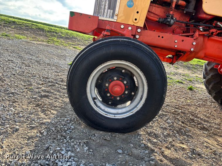 image for item FB3657 1961 Case 430 tractor