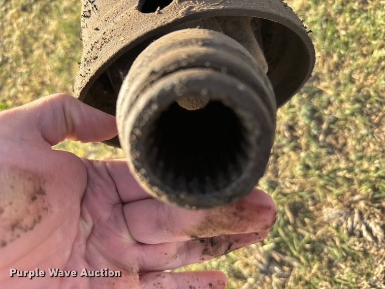 image for item FB7126 2010 Vermeer 605 super M round baler