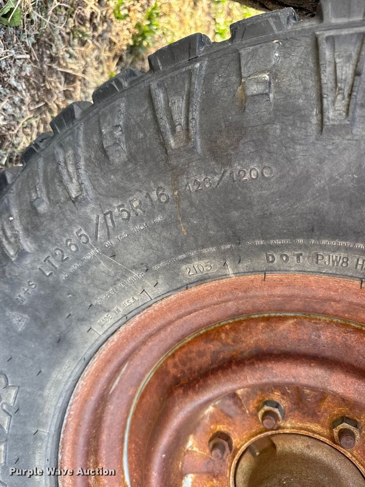 image for item FB7127 Pride of the prairie hay bale trailer