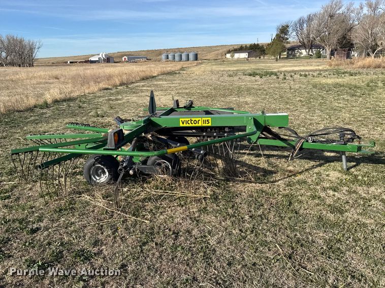 image for item FB7129 Victor 1150 hay tedder