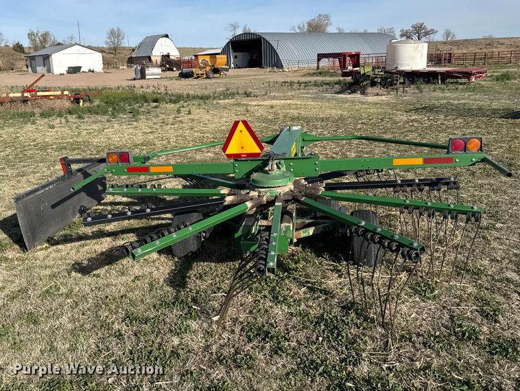 image for item FB7129 Victor 1150 hay tedder