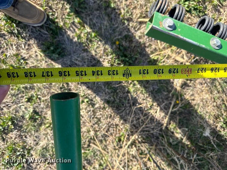 image for item FB7129 Victor 1150 hay tedder