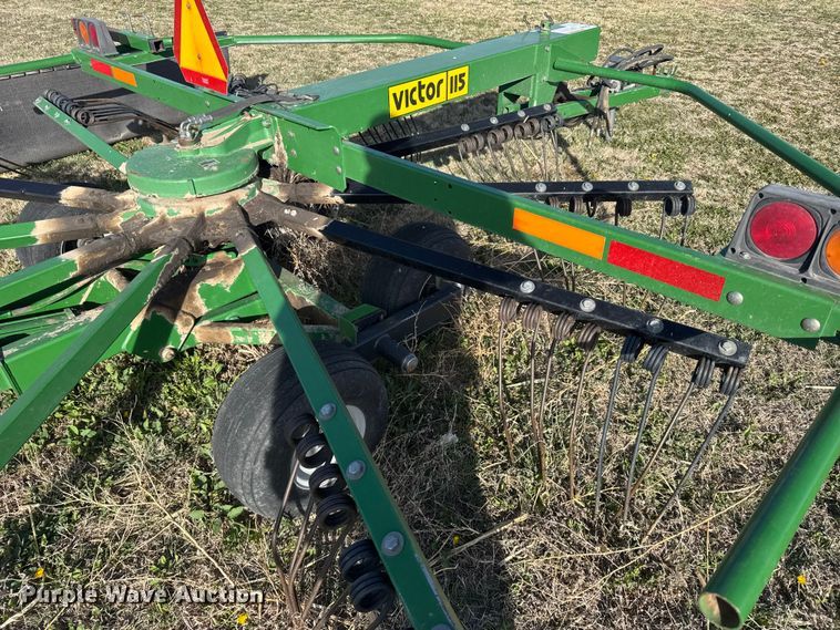 image for item FB7129 Victor 1150 hay tedder