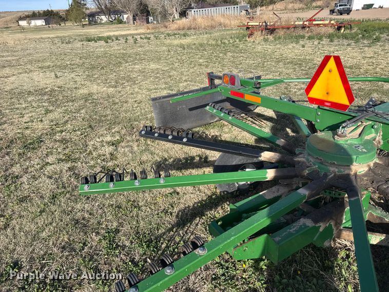 image for item FB7129 Victor 1150 hay tedder