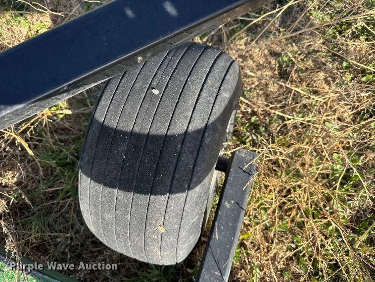 image for item FB7129 Victor 1150 hay tedder