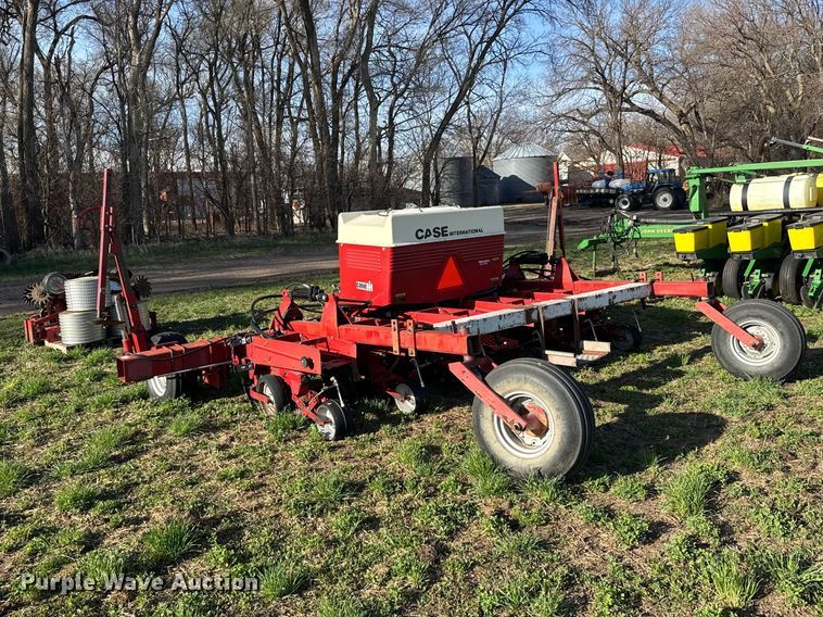 image for item FB7140 J.I. Case Cyclo Air 800 air seeder