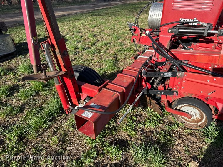 image for item FB7140 J.I. Case Cyclo Air 800 air seeder